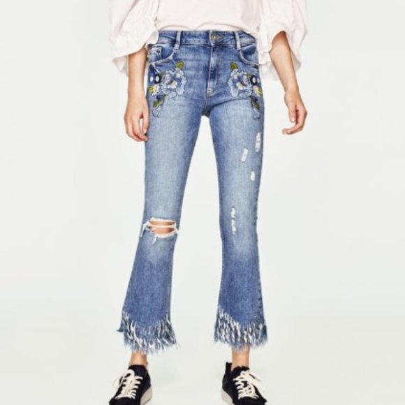 Zara Mid Rise Mini Flare Jeans US 4 - Picture 1 of 13